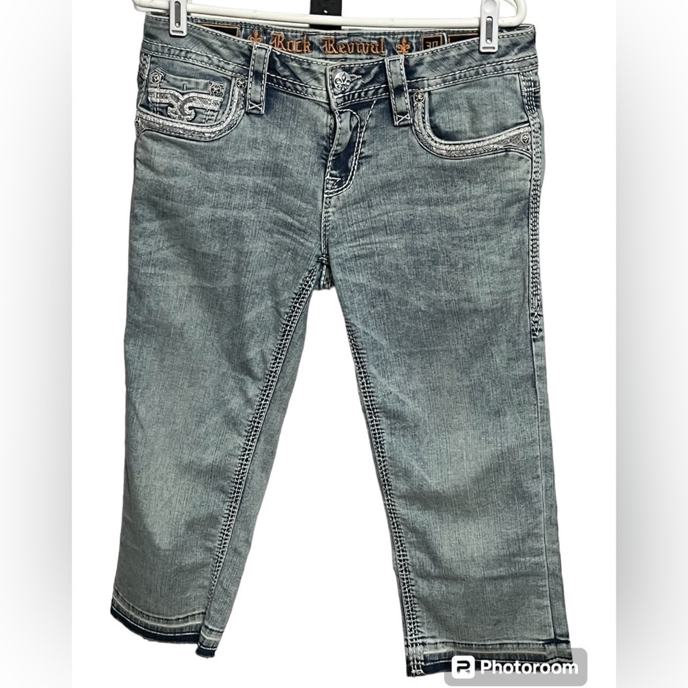 Rock Revival Kaitlyn Capris Sz 30